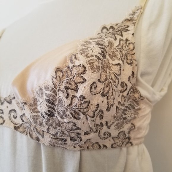 #913N Natori 2 pcs Set: 36A bra and S/M panties. - Picture 10 of 16